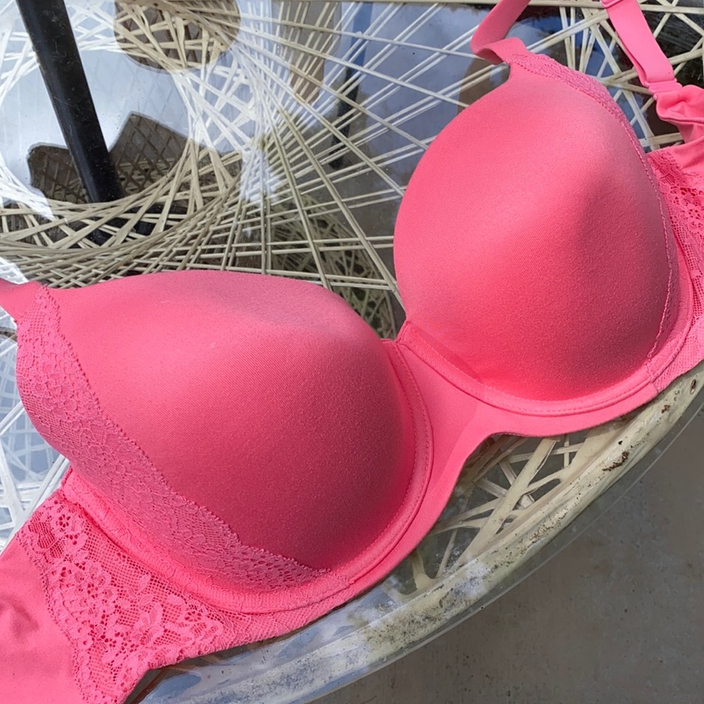 Bra